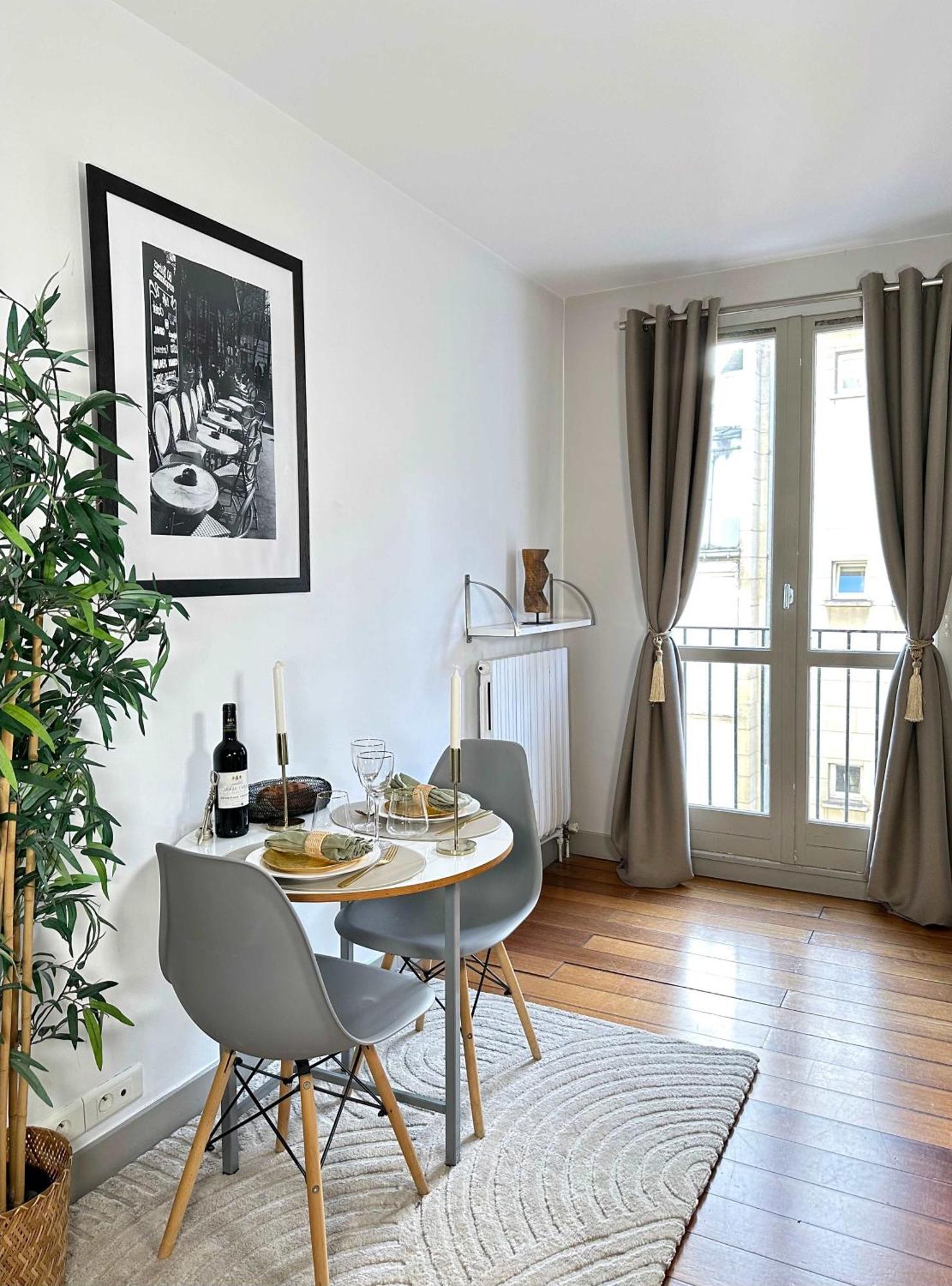 Beautiful Calm Studio In Le Marais Париж Екстериор снимка