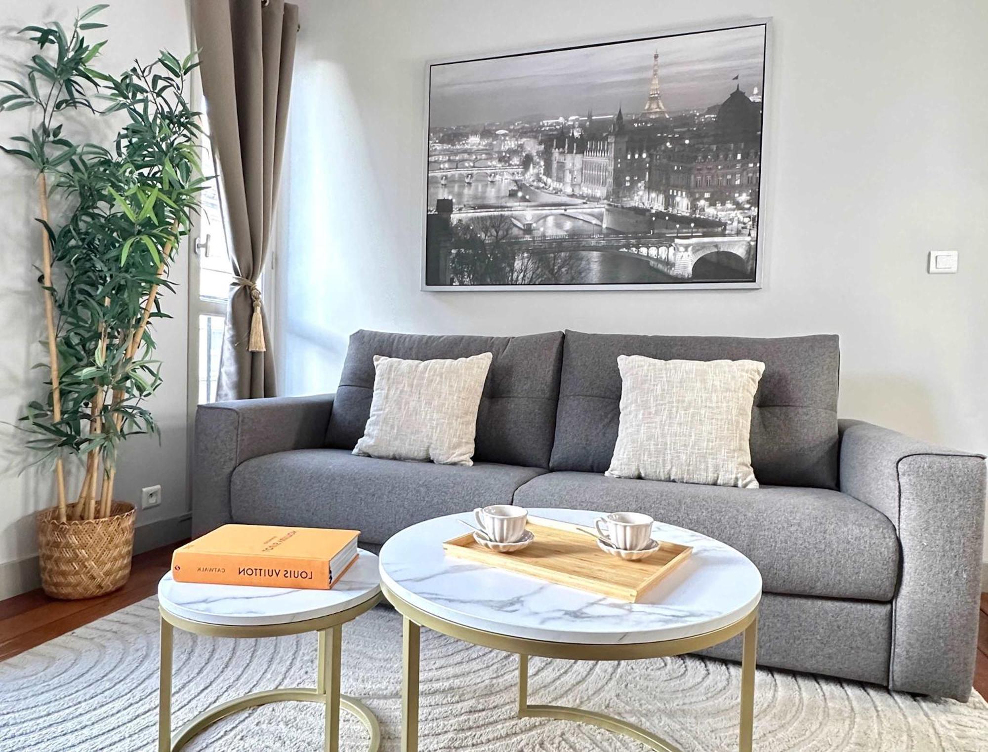 Beautiful Calm Studio In Le Marais Париж Екстериор снимка
