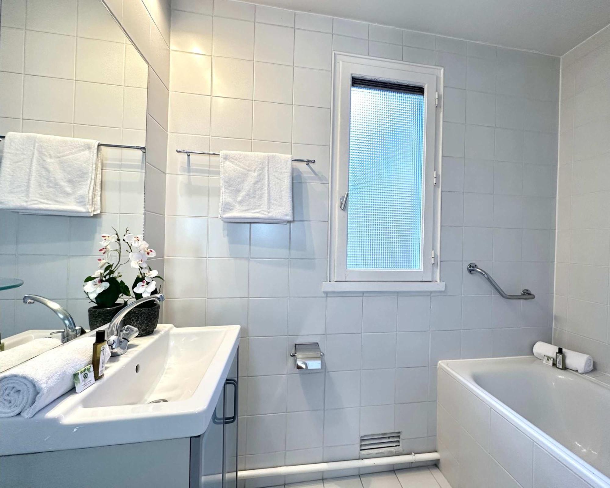 Beautiful Calm Studio In Le Marais Париж Екстериор снимка